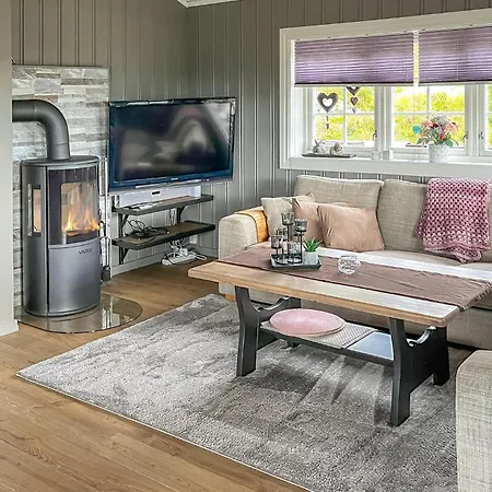 Pet Friendly Home In Rena With Wifi Ferienhaus *